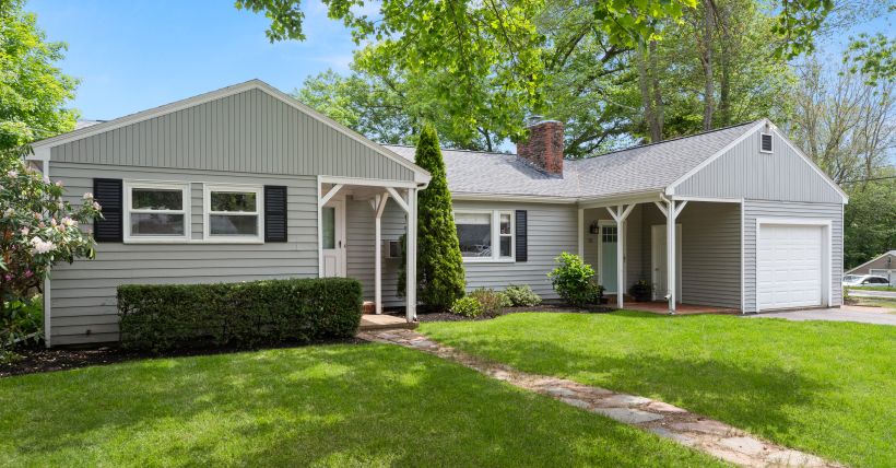 56 Postgate Road | Hamilton, MA | $799,000